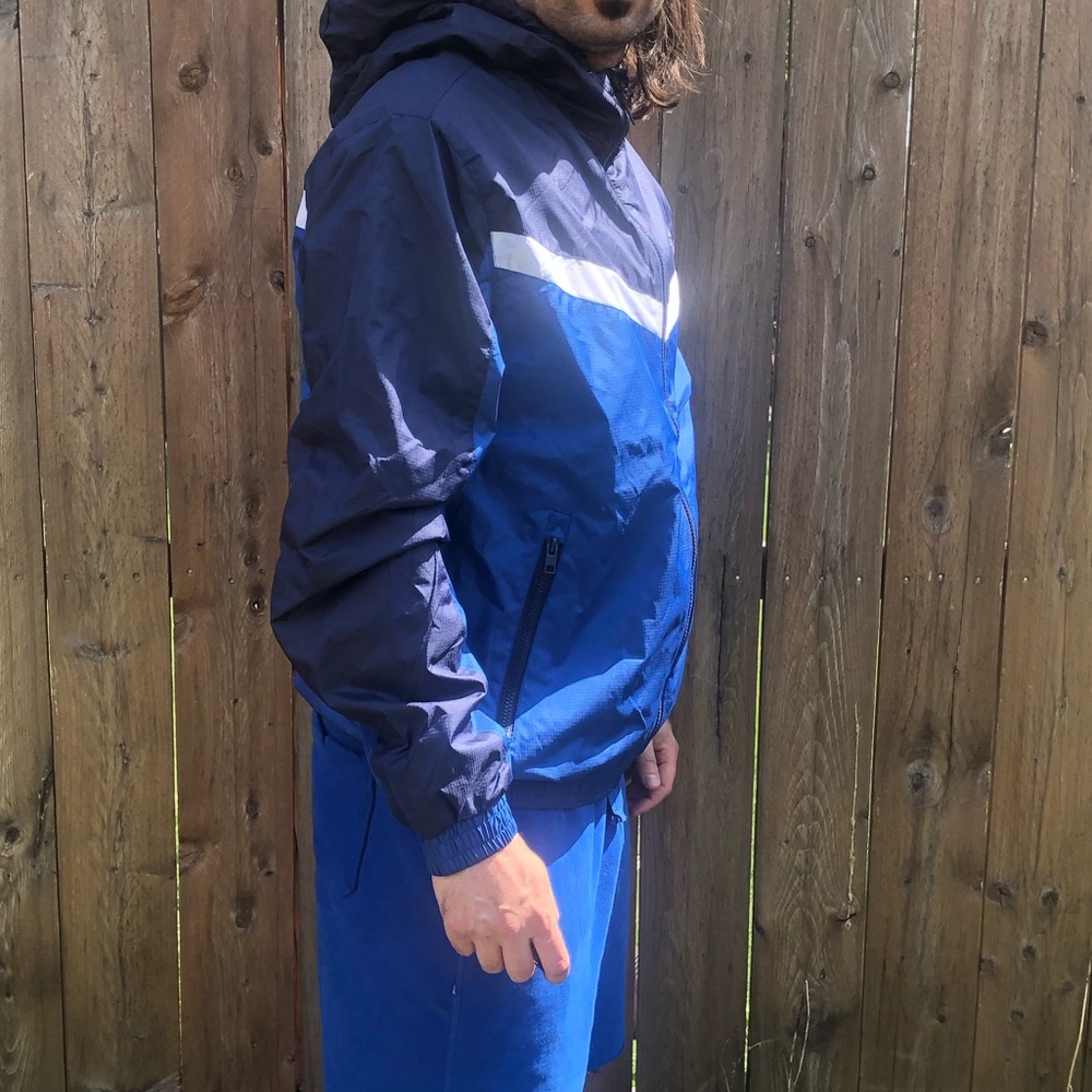 Sold ✅Reebok Rain Jacket ,Windbreakers size:Large - Picture 12 of 13